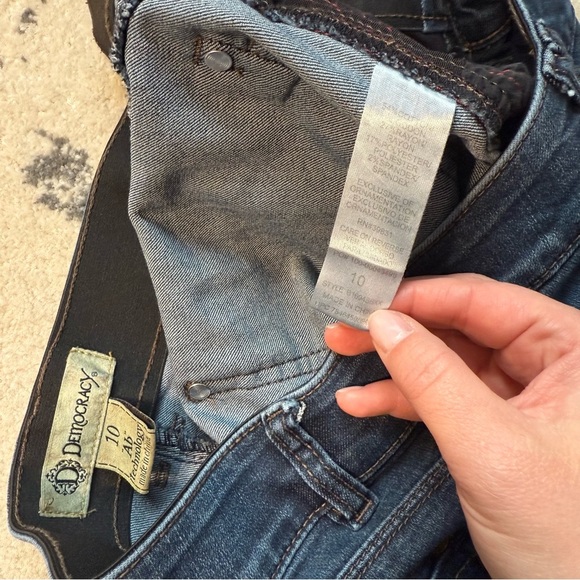 Democracy Dark Blue Skinny Jeans with Red Stripes - Picture 8 of 8